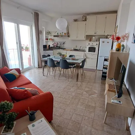 בית נופש House Tecla Capo dʼOrlando